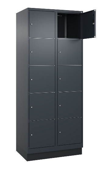 C+P Schließfachschrank Classic PLUS, Sockel, 4 Abteile, 1950x1200x500mm, 9016/9016