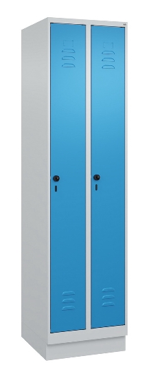 C+P Spind Classic PLUS 080020-39 mit Sockel 3 Abt. 250mm Drehriegel (HxBxT) 1950x750x500mm 7035/3003