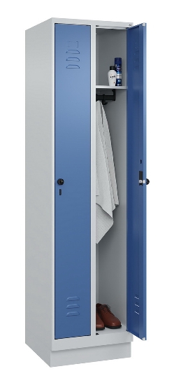 C+P Spind Classic PLUS 080020-39 mit Sockel 3 Abt. 250mm Drehriegel (HxBxT) 1950x750x500mm 7035/3003