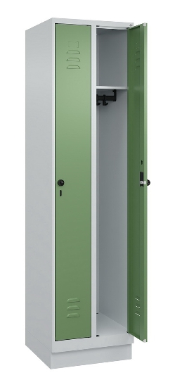 C+P Spind Classic PLUS 080020-39 mit Sockel 3 Abt. 250mm Drehriegel (HxBxT) 1950x750x500mm 7035/3003
