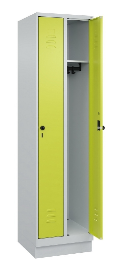 C+P Spind Classic PLUS 080020-39 mit Sockel 3 Abt. 250mm Drehriegel (HxBxT) 1950x750x500mm 7035/3003