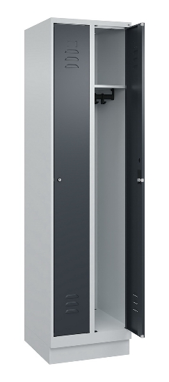 C+P Spind Classic PLUS 080020-39 mit Sockel 3 Abt. 250mm Drehriegel (HxBxT) 1950x750x500mm 7035/3003