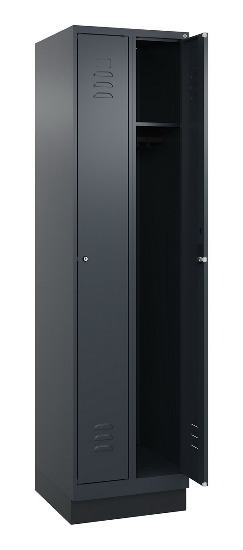 C+P Spind Classic PLUS 080020-39 mit Sockel 3 Abt. 250mm Drehriegel (HxBxT) 1950x750x500mm 7035/3003