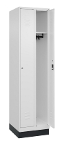 C+P Spind Classic PLUS 080020-39 mit Sockel 3 Abt. 250mm Drehriegel (HxBxT) 1950x750x500mm 7035/3003