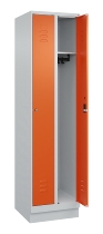 C+P Spind Classic PLUS 080020-39 mit Sockel 3 Abt. 250mm Drehriegel (HxBxT) 1950x750x500mm 7035/3003