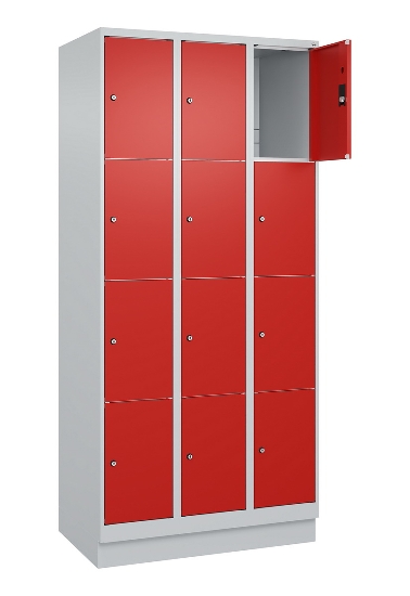 C+P Schließfachschrank Classic PLUS, Sockel, 4 Abteile, 1950x1200x500mm, 7016/7016