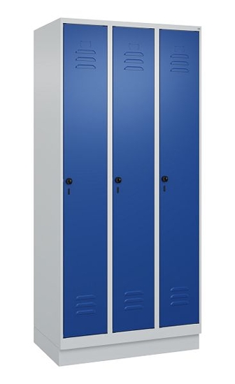 C+P Spind Classic PLUS 080020-12f mit Sockel 1 Abt.400mm Trennwand Drehriegel (HxBxT) 1950x400x500mm 7035/2004