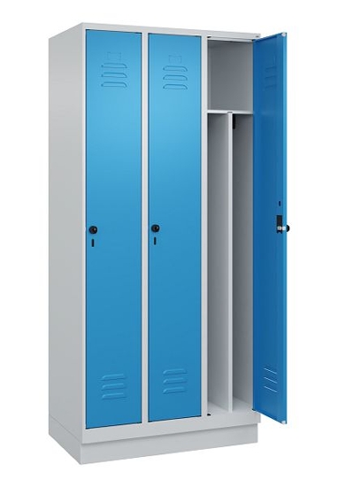 C+P Spind Classic PLUS 080020-12f mit Sockel 1 Abt.400mm Trennwand Drehriegel (HxBxT) 1950x400x500mm 7035/2004