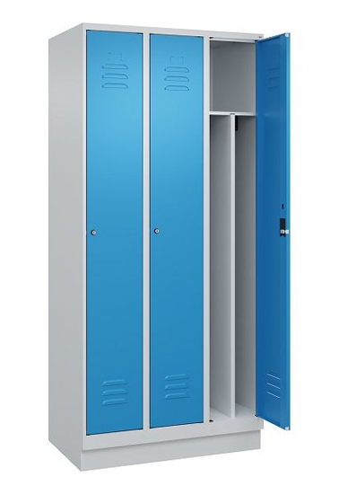 C+P Spind Classic PLUS 080020-12f mit Sockel 1 Abt.400mm Trennwand Drehriegel (HxBxT) 1950x400x500mm 7035/2004