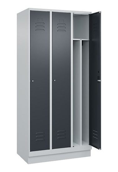 C+P Spind Classic PLUS 080020-12f mit Sockel 1 Abt.400mm Trennwand Drehriegel (HxBxT) 1950x400x500mm 7035/2004