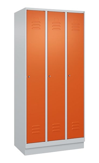 C+P Spind Classic PLUS 080020-12f mit Sockel 1 Abt.400mm Trennwand Drehriegel (HxBxT) 1950x400x500mm 7035/2004