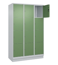 C+P Schließfachschrank Classic PLUS, Füße, 3 Abteile, 1950x900x500mm, 9016/9016