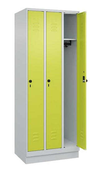 C+P Spind Classic PLUS 080020-39 mit Sockel 3 Abt. 250mm Drehriegel (HxBxT) 1950x750x500mm 7035/3003