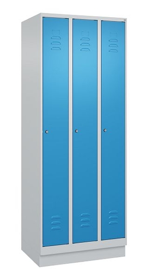 C+P Spind Classic PLUS 080020-39 mit Sockel 3 Abt. 250mm Drehriegel (HxBxT) 1950x750x500mm 7035/3003