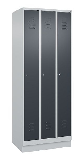 C+P Spind Classic PLUS 080020-39 mit Sockel 3 Abt. 250mm Drehriegel (HxBxT) 1950x750x500mm 7035/3003