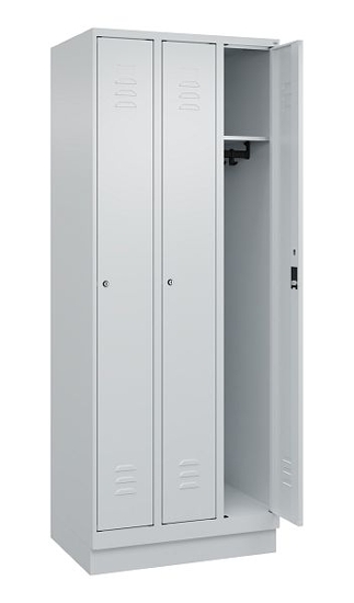 C+P Spind Classic PLUS 080020-39 mit Sockel 3 Abt. 250mm Drehriegel (HxBxT) 1950x750x500mm 7035/3003