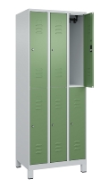 C+P Doppelstock-Spind 080310-39 Classic PLUS mit Füßen 3 Abt.250mm je 2 Fächer Zylinderschloss (HxBxT)1950x750x500mm 7035/5010