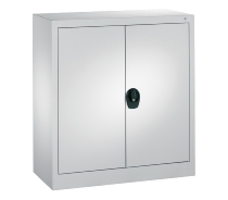 C+P Flügeltürenschrank Basis PLUS 130287-350 Fachböden lackiert Griffschale mit Zylinderschloss (HxBxT) 1950x930x400mm 7035/7035