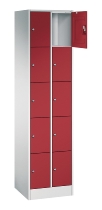 C+P Schließfachschrank Serie 8070 mit Sockel 3 Abt.240mm 5 Fächer B190mm (HxBxT)1950x680x480mm 7035/3003
