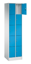C+P Schließfachschrank Serie 8070 mit Sockel 3 Abt.240mm 5 Fächer B190mm (HxBxT)1950x680x480mm 7035/3003