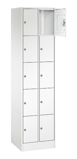 C+P Schließfachschrank Serie 8070 mit Sockel 3 Abt.240mm 5 Fächer B190mm (HxBxT)1950x680x480mm 7035/3003