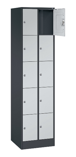 C+P Schließfachschrank Serie 8070 mit Sockel 3 Abt.240mm 5 Fächer B190mm (HxBxT)1950x680x480mm 7035/3003