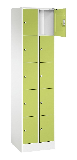 C+P Schließfachschrank Serie 8070 mit Sockel 3 Abt.240mm 5 Fächer B190mm (HxBxT)1950x680x480mm 7035/3003