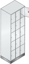 C+P Schließfachschrank Serie 8070 mit Sockel 3 Abt.240mm 5 Fächer B190mm (HxBxT)1950x680x480mm 7035/3003