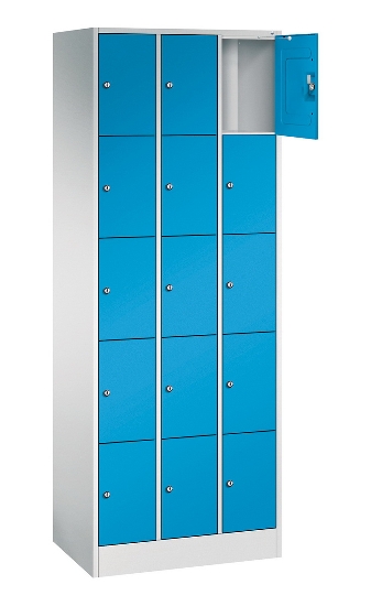 C+P Schließfachschrank Serie 8070 mit Sockel 3 Abt.240mm 5 Fächer B190mm (HxBxT)1950x680x480mm 7035/3003