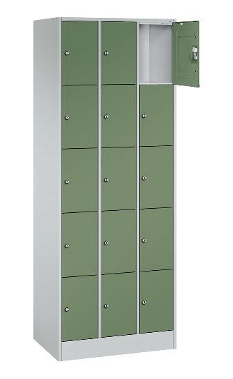 C+P Schließfachschrank Serie 8070 mit Sockel 3 Abt.240mm 5 Fächer B190mm (HxBxT)1950x680x480mm 7035/3003