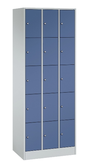 C+P Schließfachschrank Serie 8070 mit Sockel 3 Abt.240mm 5 Fächer B190mm (HxBxT)1950x680x480mm 7035/3003