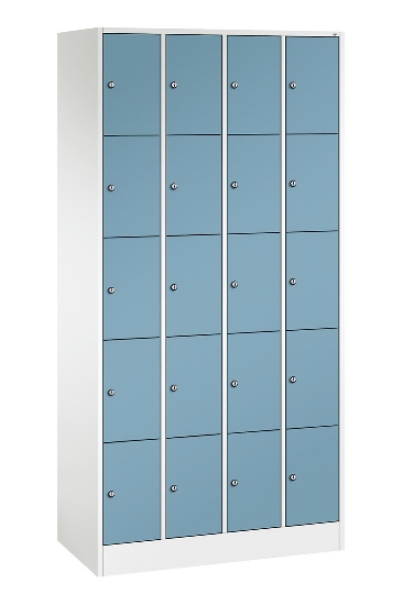 C+P Schließfachschrank Serie 8070 mit Sockel 3 Abt.240mm 5 Fächer B190mm (HxBxT)1950x680x480mm 7035/3003