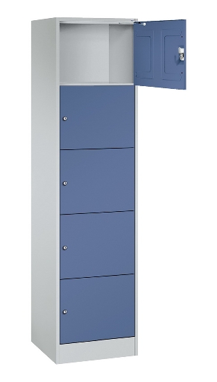 C+P Schließfachschrank Serie 8070 mit Sockel 3 Abt.240mm 5 Fächer B190mm (HxBxT)1950x680x480mm 7035/3003