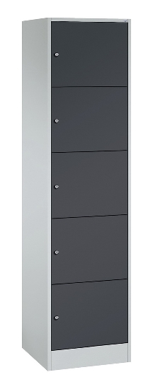 C+P Schließfachschrank Serie 8070 mit Sockel 3 Abt.240mm 5 Fächer B190mm (HxBxT)1950x680x480mm 7035/3003