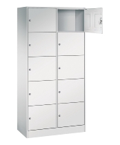 C+P Schließfachschrank Serie 8070 XL mit Sockel 2 Abt.460mm je 5 Fächer B410mm (HxBxT)1950x900x480mm 7035/7035