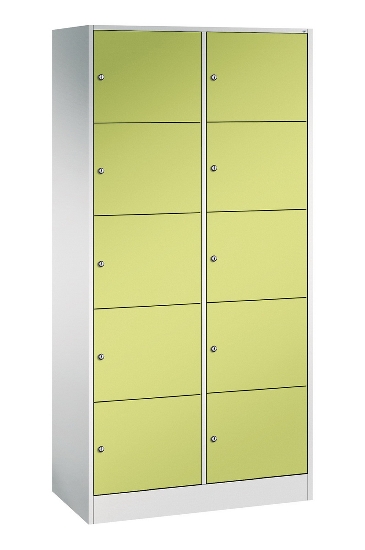 C+P Schließfachschrank Serie 8070 mit Sockel 3 Abt.240mm 5 Fächer B190mm (HxBxT)1950x680x480mm 7035/3003