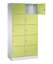 C+P Schließfachschrank Serie 8070 XL mit Sockel 2 Abt.460mm je 5 Fächer B410mm (HxBxT)1950x900x480mm 7035/0024