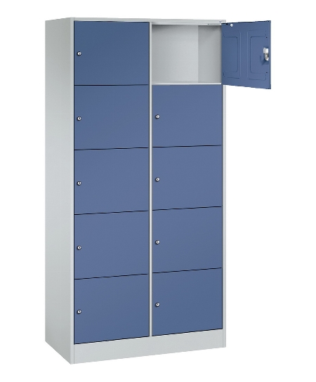 C+P Schließfachschrank Serie 8070 mit Sockel 3 Abt.240mm 5 Fächer B190mm (HxBxT)1950x680x480mm 7035/3003