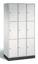 C+P Schließfachschrank 8370-301 Intro 3x 3 Fächer 300mm (HxBxT) 1950x920x500mm Lichtgrau/Rubinrot