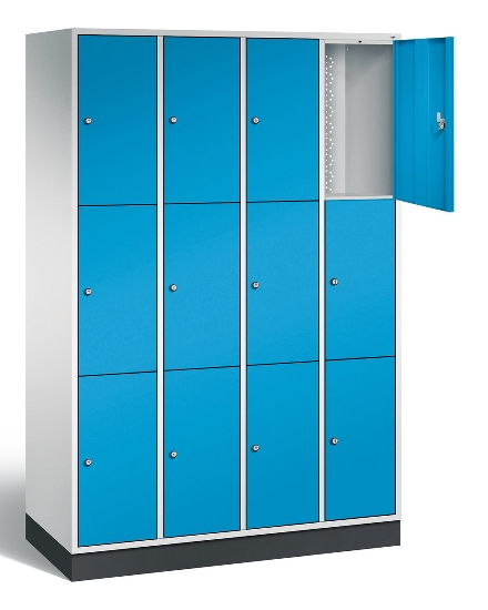 C+P Schließfachschrank 8370-301 Intro 3x 3 Fächer 300mm (HxBxT) 1950x920x500mm Lichtgrau/Rubinrot