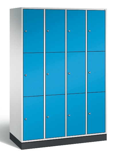 C+P Schließfachschrank 8370-301 Intro 3x 3 Fächer 300mm (HxBxT) 1950x920x500mm Lichtgrau/Rubinrot