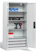 C+P Akkuladeschrank 8921-05E1 Serie 89 BASIC Stahltüren 5 Ladeplätze ERGO-Lock 4.0 (HxBxT) 1950x930x500mm 7035/7035