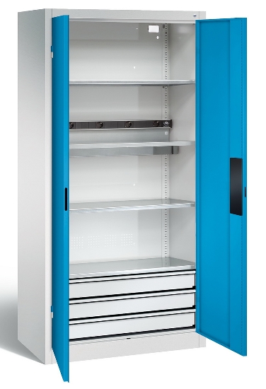 C+P Akkuladeschrank 8921-05E1 Serie 89 BASIC Stahltüren 5 Ladeplätze ERGO-Lock 4.0 (HxBxT) 1950x930x500mm 7035/7035