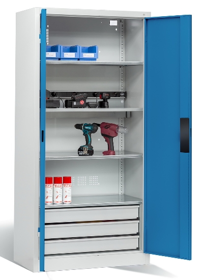 C+P Akkuladeschrank 8921-05E1 Serie 89 BASIC Stahltüren 5 Ladeplätze ERGO-Lock 4.0 (HxBxT) 1950x930x500mm 7035/7035