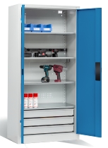 C+P Akkuladeschrank 8921-05E1 Serie 89 BASIC Stahltüren 5 Ladeplätze ERGO-Lock 4.0 (HxBxT) 1950x930x500mm 7035/7035