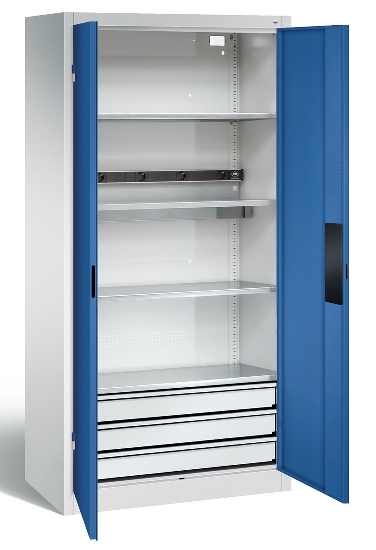 C+P Akkuladeschrank 8921-05E1 Serie 89 BASIC Stahltüren 5 Ladeplätze ERGO-Lock 4.0 (HxBxT) 1950x930x500mm 7035/7035
