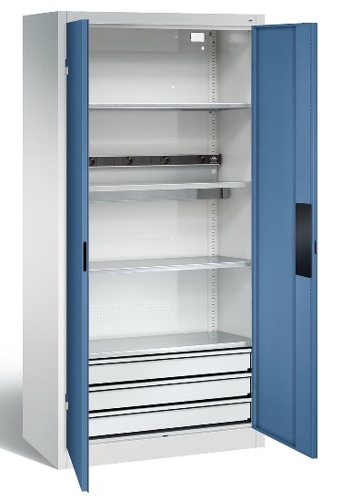 C+P Akkuladeschrank 8921-05E1 Serie 89 BASIC Stahltüren 5 Ladeplätze ERGO-Lock 4.0 (HxBxT) 1950x930x500mm 7035/7035