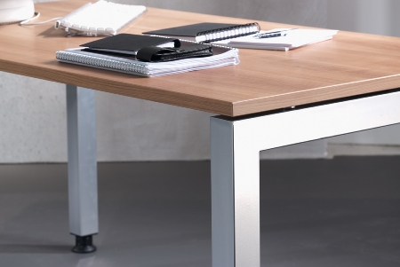 Hammerbacher Winkel-Schreibtisch 90° Serie JS82 U-Fuß eckig (BxTxH) 200x120/80x68-76cm Buche