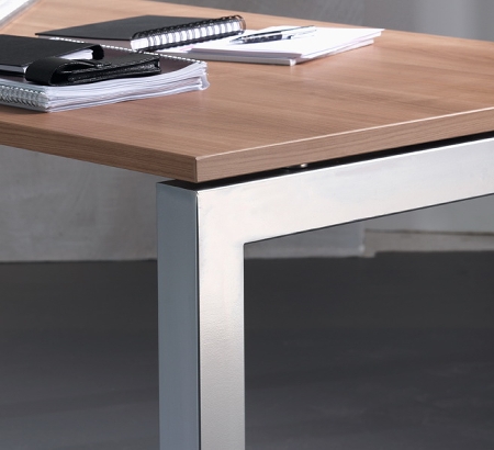 Hammerbacher Winkel-Schreibtisch 90° Serie JS82 U-Fuß eckig (BxTxH) 200x120/80x68-76cm Buche