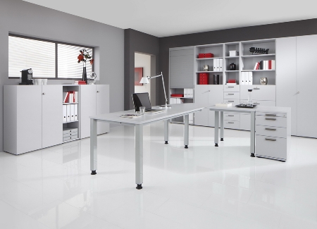 Hammerbacher Schreibtisch Serie QS19 4-Fuß eckig (BxTxH) 180x80x68,5-81cm Weiß/Silber